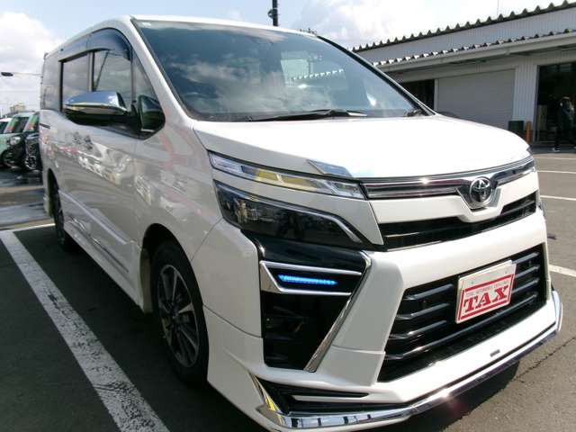 ヴォクシー2.0 ZS 煌III 4WD