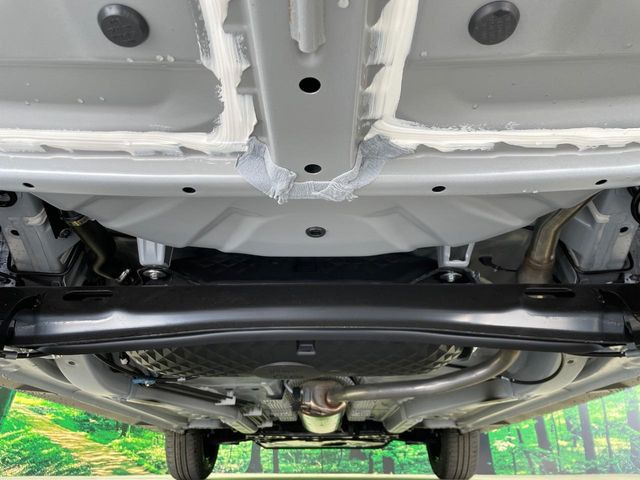 下回りがきれいなうちに、防錆加工の施工がオススメ。降雪地域はもちろん、沿岸部にお住いの方や、趣味でマリン・ウィンタースポーツをされる方にご好評いただいております。