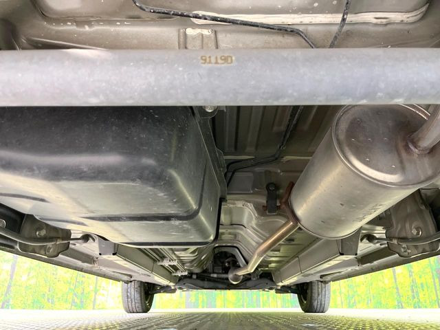 下回りがきれいなうちに、防錆加工の施工がオススメ。降雪地域はもちろん、沿岸部にお住いの方や、趣味でマリン・ウィンタースポーツをされる方にご好評いただいております。