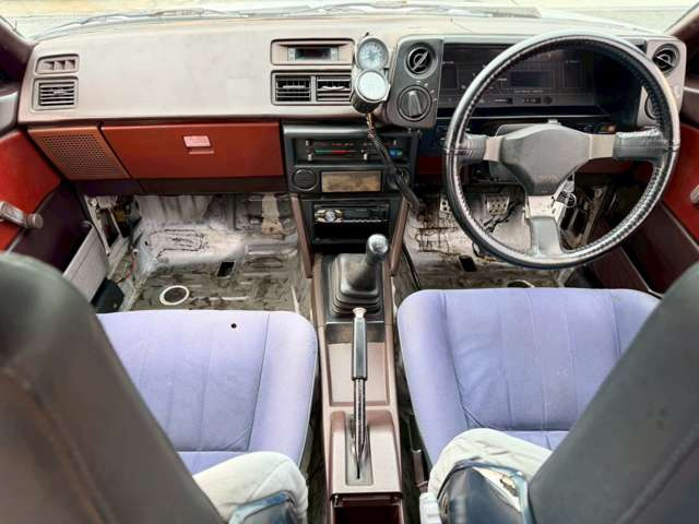 �C�ɂȂ邨�Ԃ�����܂�����E�̓d�b�ԍ����璼�ڂ��X�ɂ��₢���킹���������B�x�����@����ԗ����A��Ԃ܂łȂ�ł������������Ē����܂��B�X�^�b�t�ꓯ���A�����҂����Ă���܂��B