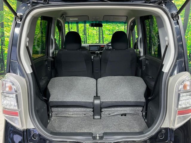 ���i�̂���������ʋ΁A���}���ɏ\���ȉ׎��X�y�[�X���m�ۂ��Ă���܂��B�Z�J���h�V�[�g��|���ƁA�傫�ȉו��̐ύڂ��\�ł���