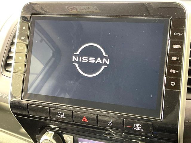 �y����10�^�i�r�z�l�C�̏����i�r�𑕔��B�I�[�f�B�I�@�\���[�����Ă���ABluetooth�ڑ�����΂������̃X�}�z��MP3�v���C���[�̉��y���Đ��\!�����̉^�]������Ɋy�����Ȃ�܂�!!