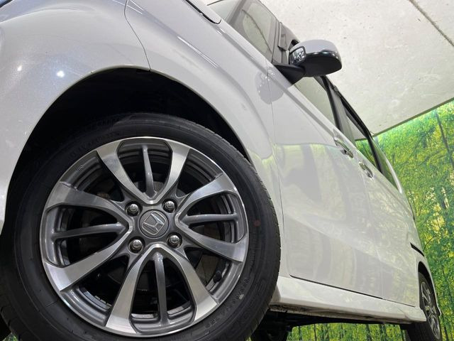 �y����14�C���`�A���~�z�C�[���z�O�ςɃ}�b�`���������A���~�z�C�[���𑕒����Ă���܂��B�e��ЊO�A���~�z�C�[����A�X�^�b�h���X�^�C�����戵�����Ă���܂��B���񂲑��k����������