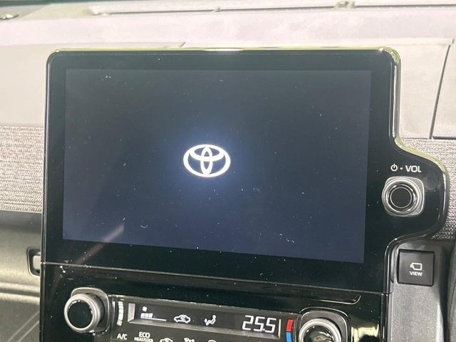 �y10.5�C���` �f�B�X�v���C�I�[�f�B�I�z���ʂ̃f�B�X�v���C��AppleCarPlay��AndroidAuto�����p�\�B�傫�ȉ�ʂŃX�}�z�i�r�A�v���������p���������܂���