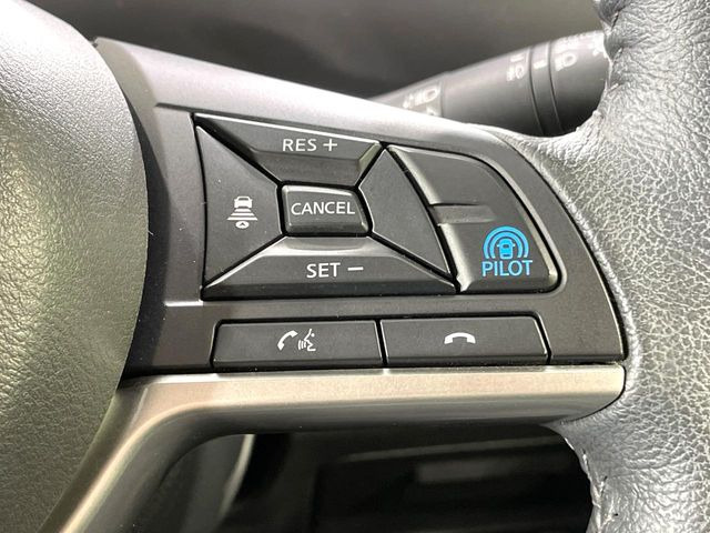 �y�v���p�C���b�g�z�������H�ł̒��������s���y��!!�a�؎��Ə��񑖍s�̃V�[���ŁA�A�N�Z���E�u���[�L�E�X�e�A�����O�������Ő��䂵�A�������^�]�̕��S���y�����Ă���܂���