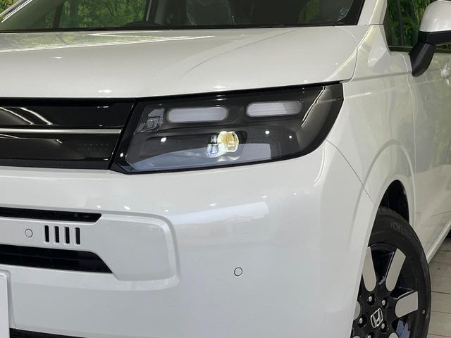 �yLED�w�b�h���C�g�z���V����ԑ��s�����ǍD�Ȏ��E���m�ۂ����S���ĉ^�]�ł��鍂�P�xLED�w�b�h���C�g�𑕔�!�_�����x�������A����d�͂��}�����Ă��܂��B