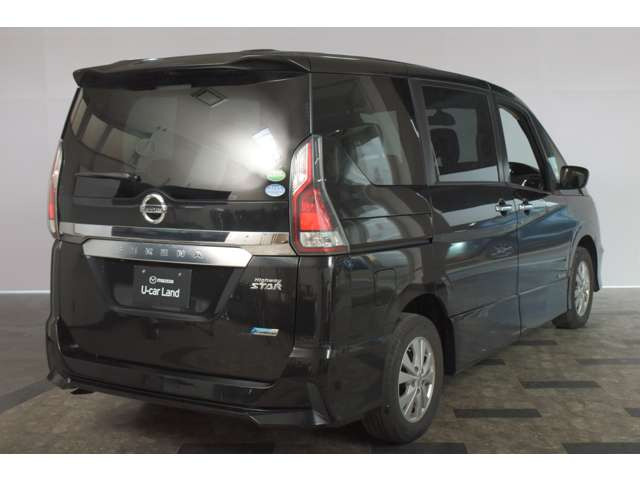 セレナ2.0 ハイウェイスター 4WD