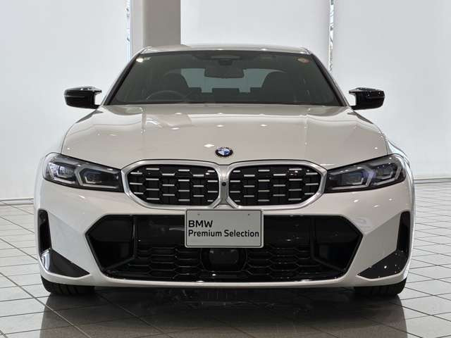 3シリーズセダンM340i xドライブ 4WD