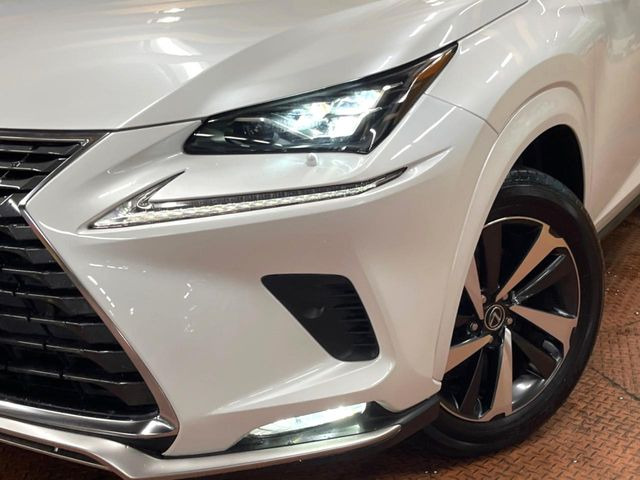 �y�O��LED�w�b�h���C�g�z�X�^�C���b�V���Ȍ����ڂ̎O��LED�w�b�h���C�g�𑕔���X�^�C�������łȂ��A��Ԃ̑��s�����E�ǍD�ň��S���Ă���肢�������܂��B