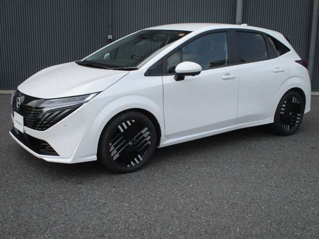 ノートオーラ1.2 G レザーエディション