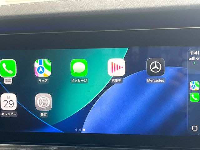 ��Apple Car Play:�X�}�z�Ƃ̗L���ڑ��ŁA�i�r�E�I�[�f�B�I�Đ��ȂǃX�}�z�̃A�v���@�\����ʂł��g����֗��@�\�ł�!