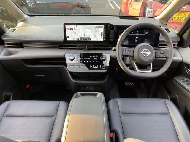 セレナ1.4 e-POWER ルキシオン