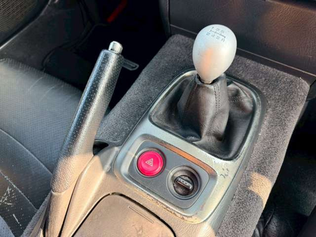 �C�ɂȂ邨�Ԃ�����܂�����E�̓d�b�ԍ����璼�ڂ��X�ɂ��₢���킹���������B�x�����@����ԗ����A��Ԃ܂łȂ�ł������������Ē����܂��B�X�^�b�t�ꓯ���A�����҂����Ă���܂��B