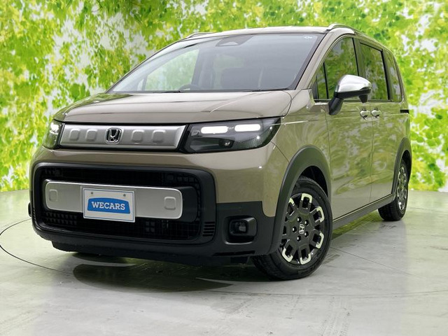 フリード1.5 ハイブリッド クロスター