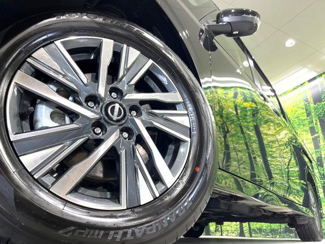 �y����16�C���`�A���~�z�C�[���z�O�ςɃ}�b�`���������A���~�z�C�[���𑕒����Ă���܂��B�e��ЊO�A���~�z�C�[����A�X�^�b�h���X�^�C�����戵�����Ă���܂��B���񂲑��k����������