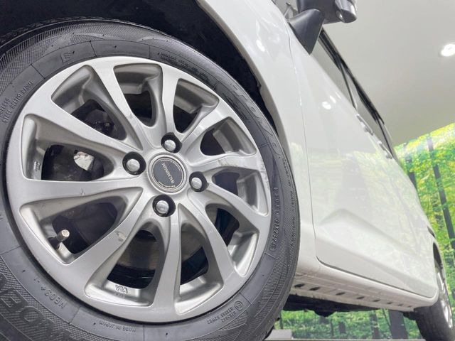 �y14�C���`�A���~�z�C�[���z�O�ςɃ}�b�`�����A���~�z�C�[���𑕒����Ă���܂��B�e��A���~�z�C�[����A�X�^�b�h���X�^�C�����戵�����Ă���܂��B���񂲑��k����������