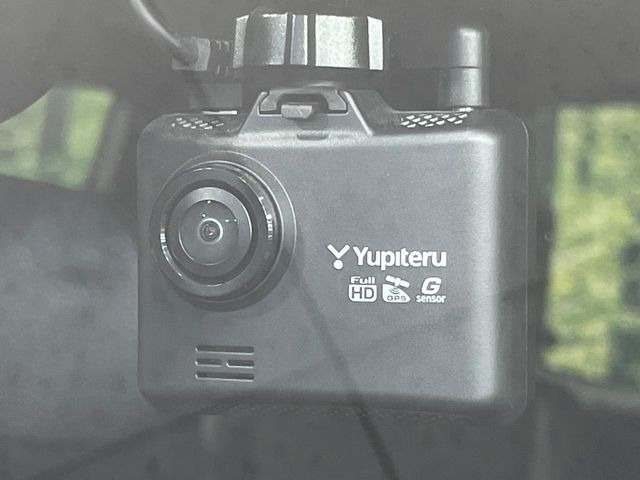 �y�h���C�u���R�[�_�[�z�h���C�u���R�[�_�[����!���s���͂������A������^�]�⎖�̂ɑ��������ہA�f���ŋL�^���A����̃��X�N�ɔ����܂��B���L�^�pSD�J�[�h�͂��q�l�����g�ł��������������K�v������܂��B