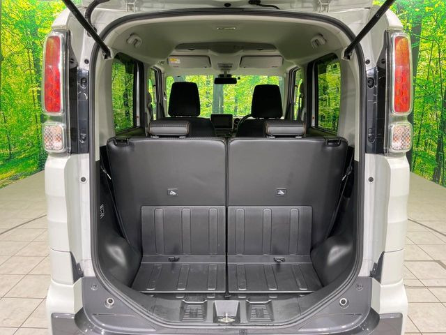 ���i�̂���������ʋ΁A���}���ɏ\���ȉ׎��X�y�[�X���m�ۂ��Ă���܂��B�Z�J���h�V�[�g��|���ƁA�傫�ȉו��̐ύڂ��\�ł���