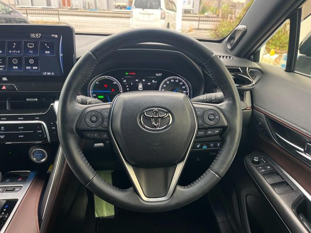 �y�����v�����X�e�A�����O�z�㎿�Ȋv���g�p���邱�ƂŁA��ɂ����������݂ƂĂ��^�]���₷���n���h���ł���