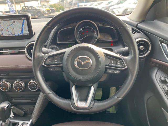 �y�����v�����X�e�A�����O�z�㎿�Ȋv���g�p���邱�ƂŁA��ɂ����������݂ƂĂ��^�]���₷���n���h���ł���