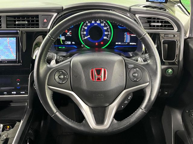 �y�N���[�Y�R���g���[���z�������H�����N���N���s�B�A�N�Z���𗣂��Ă���葬�x�ő��s���ł��A�������^�]���̕��S���y��!�����E�������ȒP�ȃX�C�b�`����Œ����ł��܂��B