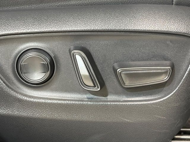 �y�p���[�V�[�g�z�X�C�b�`��ŊȒP�ɃV�[�g�̔��������\!�d��������͂�����܂���!���K�ȃV�[�g�|�W�V�����ɃZ�b�g���āA���K�ȃh���C�u�����y���݂��������B