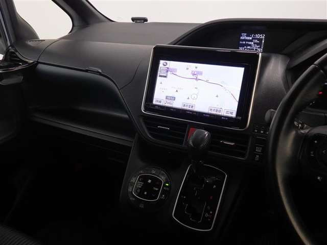 ヴォクシー2.0 ZS