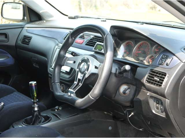 ���Ȃ����G�{8�̃I�[�i�[�ɂȂ�ƁA�������̌i�F�����邱�ƂɂȂ�܂��B�O�H�̑���̉b�q���Ïk�����R�b�N�s�b�g��