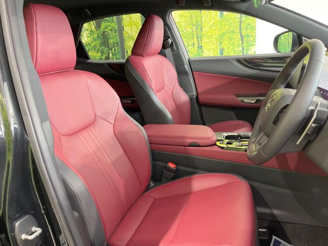 �y���烌�U�[�V�[�g�z����̂ӂ���肪�e�ՂŃ����e�i���X�����ȒP�ȁA�@�\���ɗD��鍇����v���̗p�����㎿�ȃV�[�g�ł��B����S�n���悭�A���������ӂ��S�n�ǂ��ԓ���Ԃ����o���Ă���܂��B