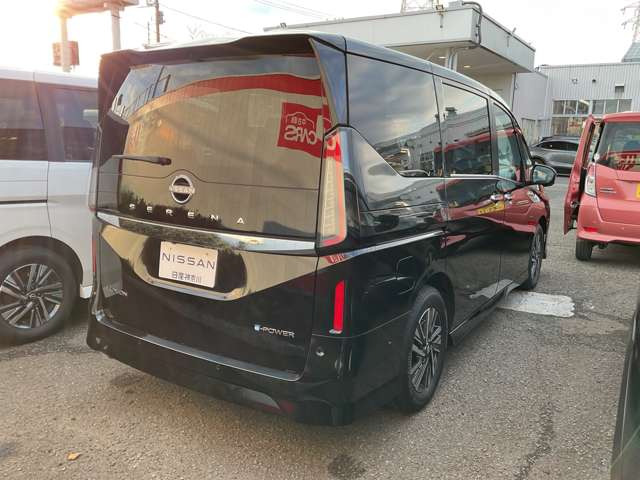 セレナ1.4 e-POWER ルキシオン