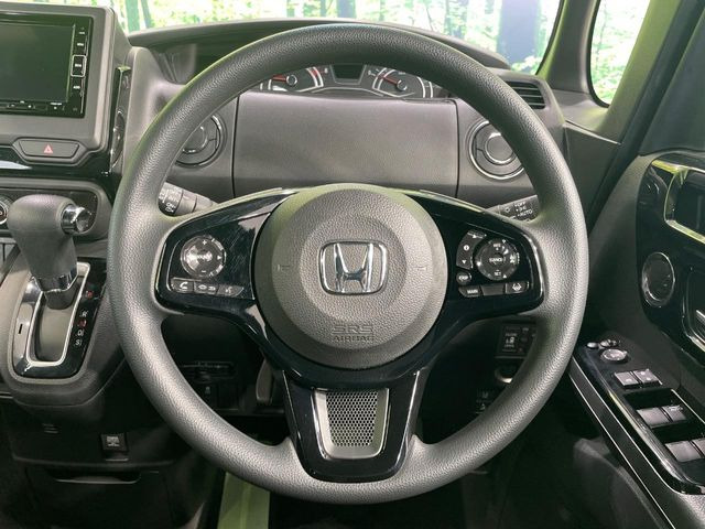 �y�X�e�A�����O�X�C�b�`�z�^�]���A�O������ڐ������炷���ƂȂ��A�I�[�f�B�I���̑��삪�\�ȕ֗��@�\!���S&���K�ȃh���C�u�����o���Ă���܂���