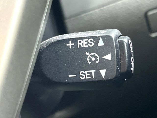 �y�N���[�Y�R���g���[���z�������H�����N���N���s�B�A�N�Z���𗣂��Ă���葬�x�ő��s���ł��A�������^�]���̕��S���y��!�����E�������ȒP�ȃX�C�b�`����Œ����ł��܂��B