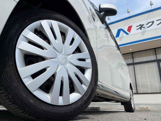 【純正15インチスチールホイール】ネクステージでは『社外アルミホイール』も好評発売中!有名ブランドからお値打ちなアルミまで幅広くご提案致します♪スタッドレスタイヤも取り扱っておりますのでお任せ下さい!