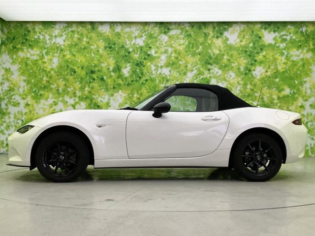 ロードスター1.5 S レザーパッケージ ホワイトセレクション