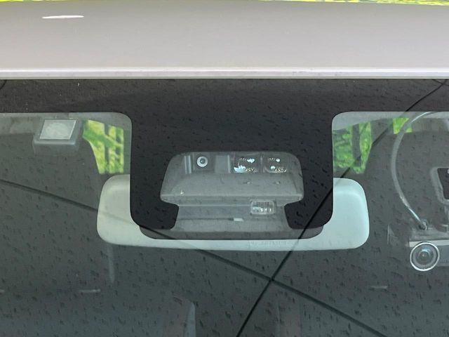 �y�X�Y�L �Z�[�t�e�B�T�|�[�g�z���s���ɑO���̎ԗ�����F�����A�Փ˂������Ȏ��͌x��ƃu���[�L�ŏՓˉ���Ɣ�Q�y�����A�V�X�g�B�����S�Ƀh���C�u�����y���݂��������܂��B