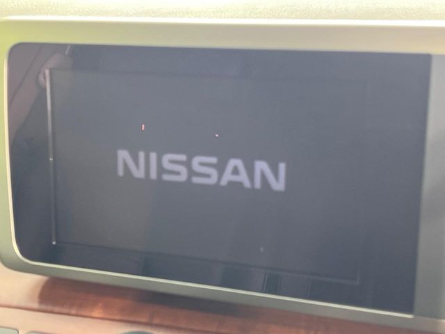 �y���[�J�[�����i�r�z�C���e���A�ɗn�����ރX�^�C���b�V���ȁu��p�݌v�v���[�J�[�i�r�𑕔��􎋔F���⑀�쐫�ȂǊ�{���\�ɂ��D��A���㎿�ȃJ�[���C�t�����y���݂��������܂��B