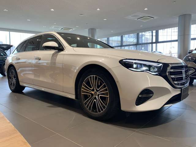 EクラスワゴンE300 エクスクルーシブ AMGラインパッケージ (ISG)