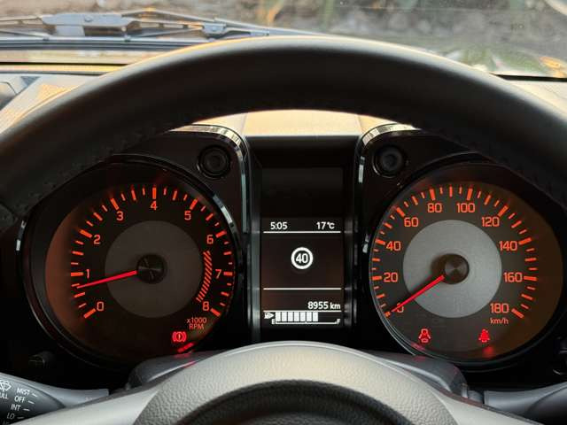 ジムニーシエラ1.5 JC 4WD