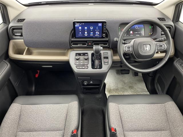 フリード1.5 e:HEV エアー EX