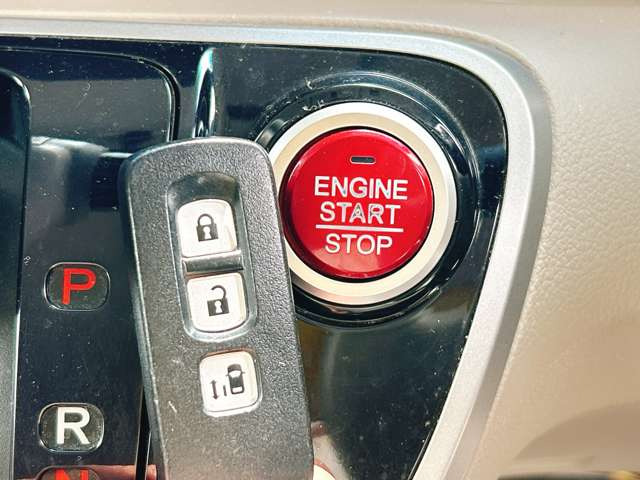 �y�X�}�[�g�L�[&�v�b�V���X�^�[�g�V�X�e���z�J�o����|�P�b�g�ɓ��ꂽ�܂܃h�A�̊J���ł��A�����^�b�`�Ŋy�X�G���W�����������܂���