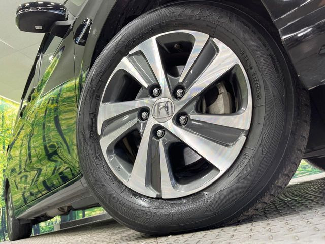 �y����15�C���`�A���~�z�C�[���z�O�ςɃ}�b�`���������A���~�z�C�[���𑕒����Ă���܂��B�e��ЊO�A���~�z�C�[����A�X�^�b�h���X�^�C�����戵�����Ă���܂��B���񂲑��k����������