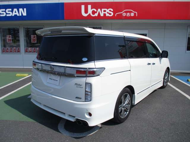 エルグランド3.5 ライダー 4WD