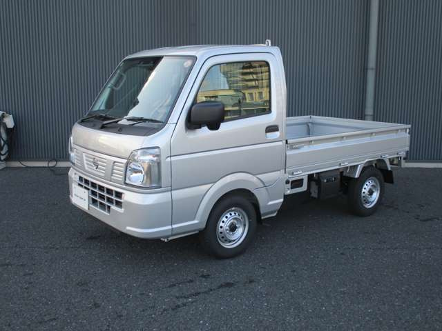 クリッパートラックDX セーフティパッケージ 4WD