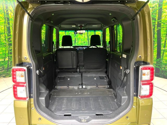 ���i�̂���������ʋ΁A���}���ɏ\���ȉ׎��X�y�[�X���m�ۂ��Ă���܂��B�Z�J���h�V�[�g��|���ƁA�傫�ȉו��̐ύڂ��\�ł���