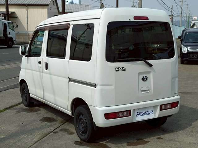 ピクシスバンクルーズ ハイルーフ 4WD