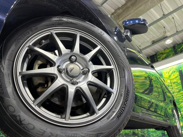 �y15�C���`�A���~�z�C�[���z�O�ςɃ}�b�`�����A���~�z�C�[���𑕒����Ă���܂��B�e��A���~�z�C�[����A�X�^�b�h���X�^�C�����戵�����Ă���܂��B���񂲑��k����������