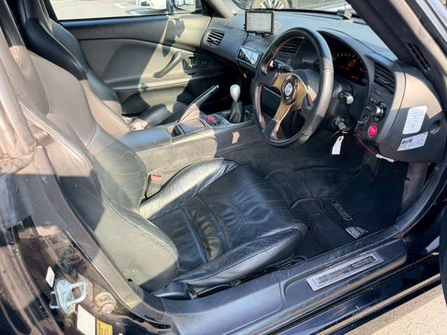 �C�ɂȂ邨�Ԃ�����܂�����E�̓d�b�ԍ����璼�ڂ��X�ɂ��₢���킹���������B�x�����@����ԗ����A��Ԃ܂łȂ�ł������������Ē����܂��B�X�^�b�t�ꓯ���A�����҂����Ă���܂��B