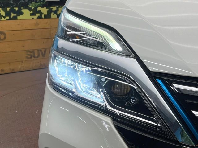 �yLED�w�b�h���C�g�z���V����ԑ��s�����ǍD�Ȏ��E���m�ۂ����S���ĉ^�]�ł��鍂�P�xLED�w�b�h���C�g�𑕔�!�_�����x�������A����d�͂��}�����Ă��܂��B