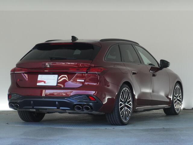 S5アバント3.0 4WD