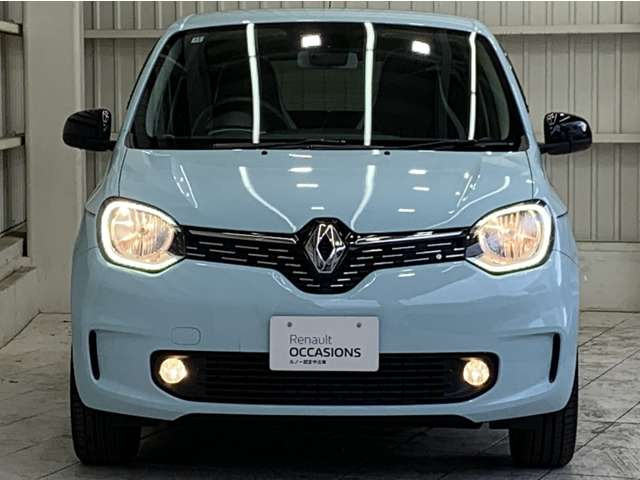 トゥインゴインテンス